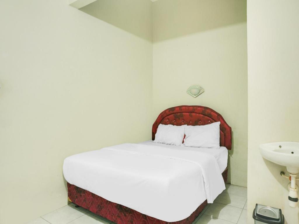 Oyo 2872 Garuda Guest House Banjarmasin  Zewnętrze zdjęcie